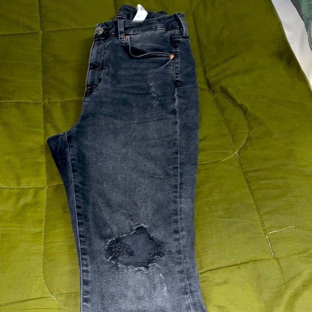 High waisted jeans